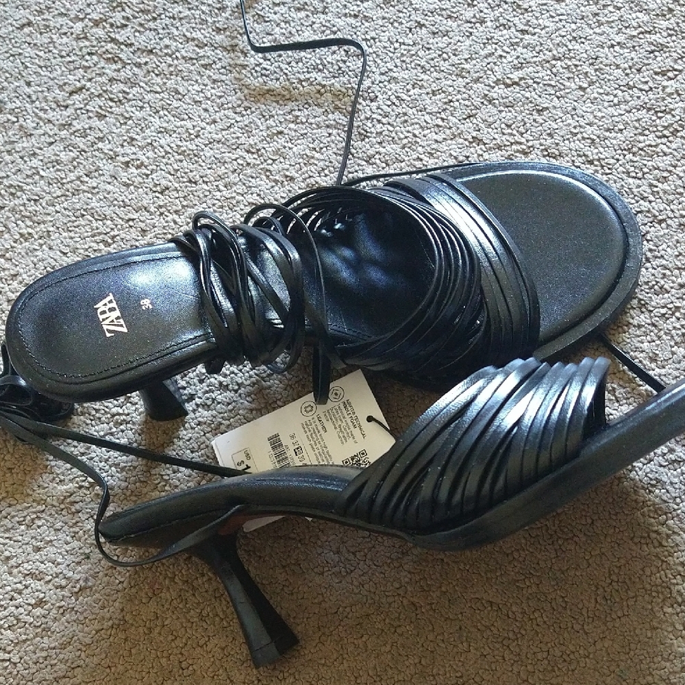 Zara Black Strappy Women's Heels Size 7.5